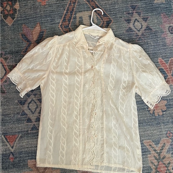 unbranded Tops - Elegant Cream Lace Blouse